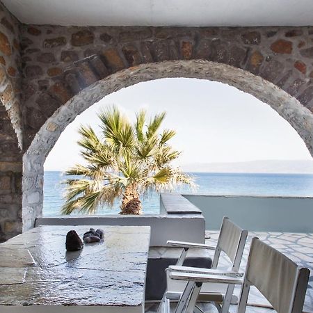 Lady Of Hydra Villa, Sea Front View, Private Beach Екстер'єр фото