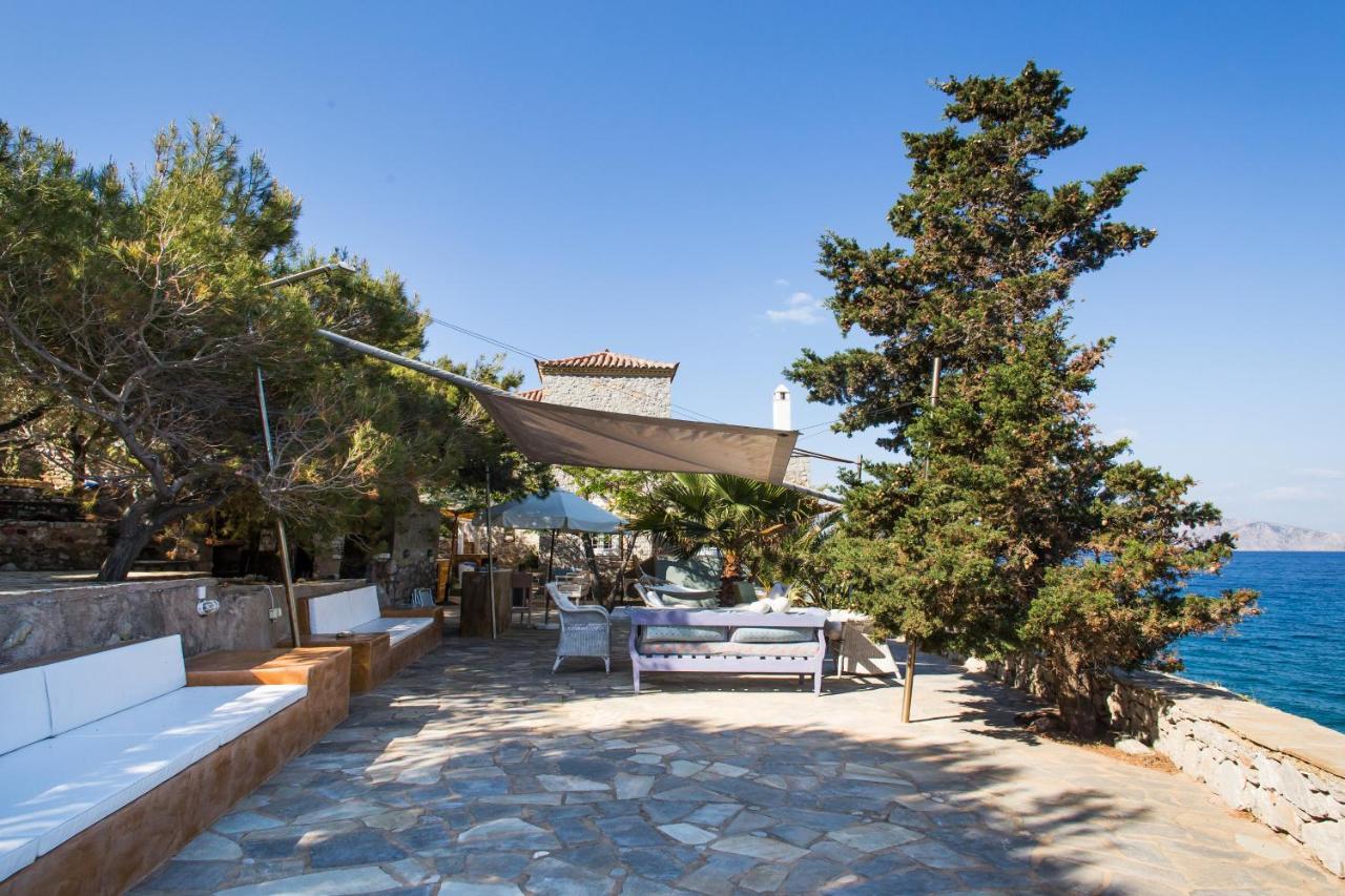 Lady Of Hydra Villa, Sea Front View, Private Beach Екстер'єр фото