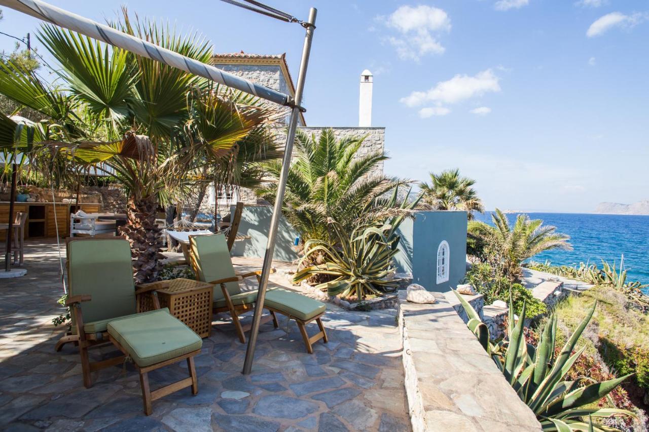 Lady Of Hydra Villa, Sea Front View, Private Beach Екстер'єр фото