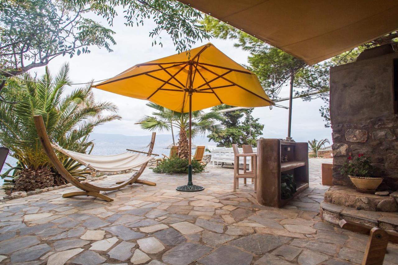 Lady Of Hydra Villa, Sea Front View, Private Beach Екстер'єр фото